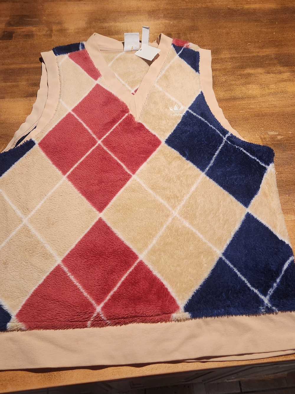 Sleeveless Argyle Fleece Vest - Beige, Red & Navy